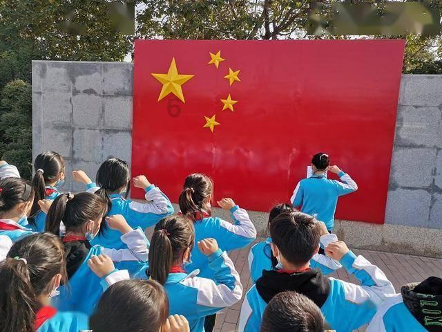 苏联造出核动力轰炸机，能绕地球飞行80圈，连老美都心惊胆战
